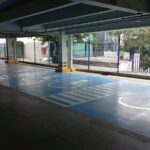 Estacionamiento con lugares exclusivos para personas discapacitadas
